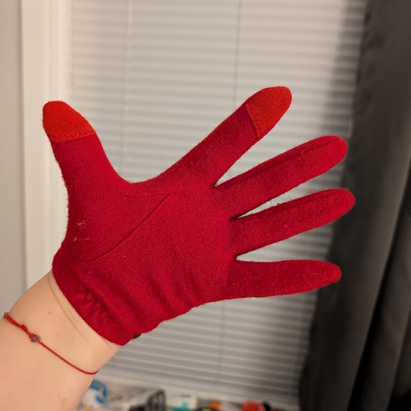 Lauren Ralph Lauren fitted red gloves w chain - Picture 4 of 9